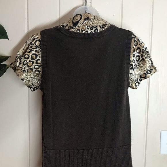 AGB Brown & Cheetah Animal Print Blouse 
Size Large 10 - 12
55% Ramie 45% Cotton - Picture 8 of 12